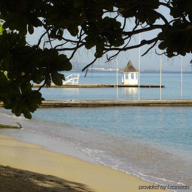 Kaz Kreol Beach Ocho Rios