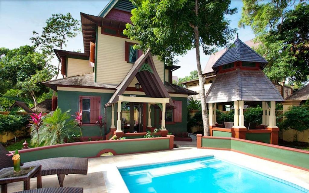 Hermosa Cove Resort&suites Ocho Ríos