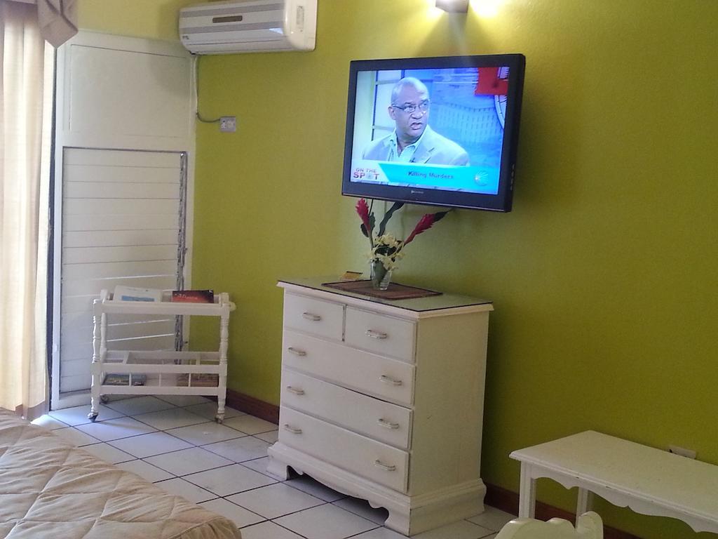 Apartahotel Chrisanns 2*