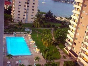 Turtle Towers Apartahotel *