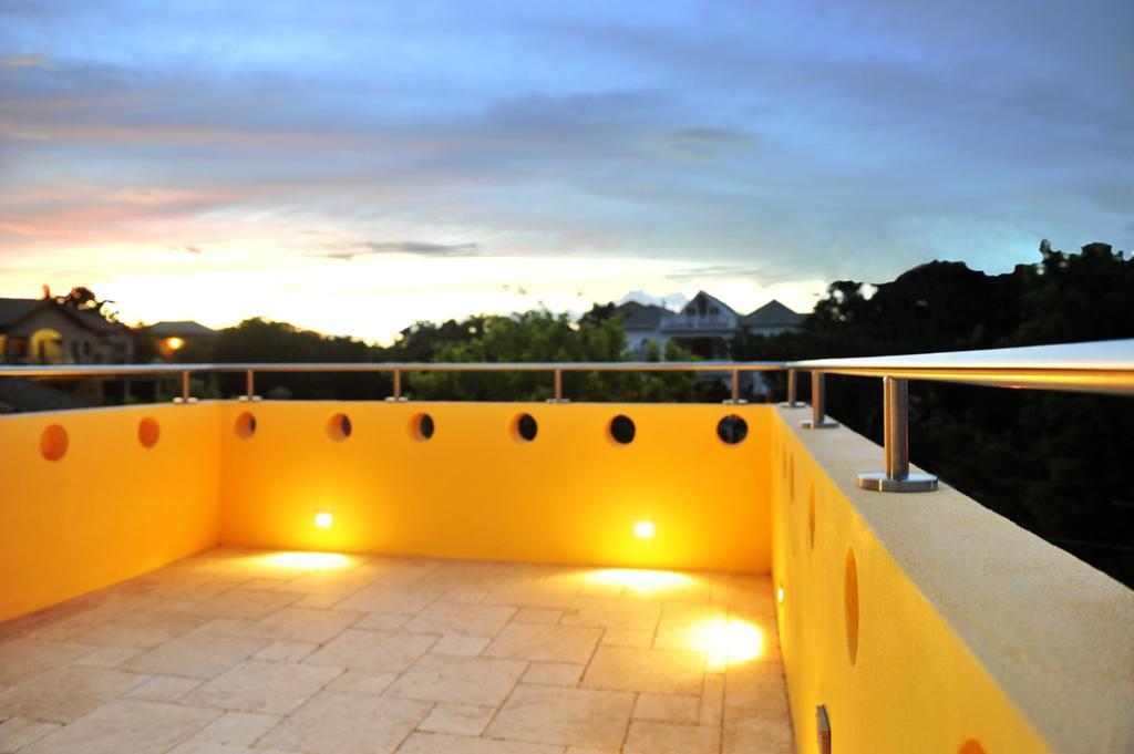 Villa One Luxe Jamaica With Private Pool, Modern Interior And Secluded Ocho Rios