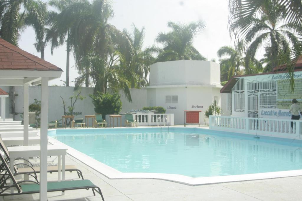 Hotel Executive Mammee Bay Ocho Ríos