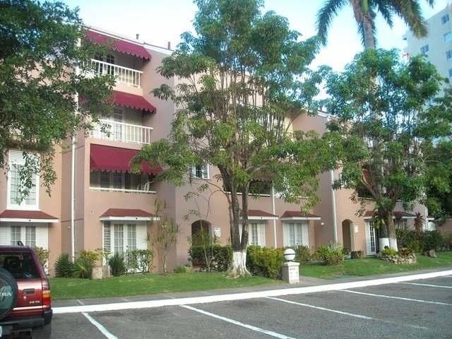 At Fisherman's Point Apartahotel