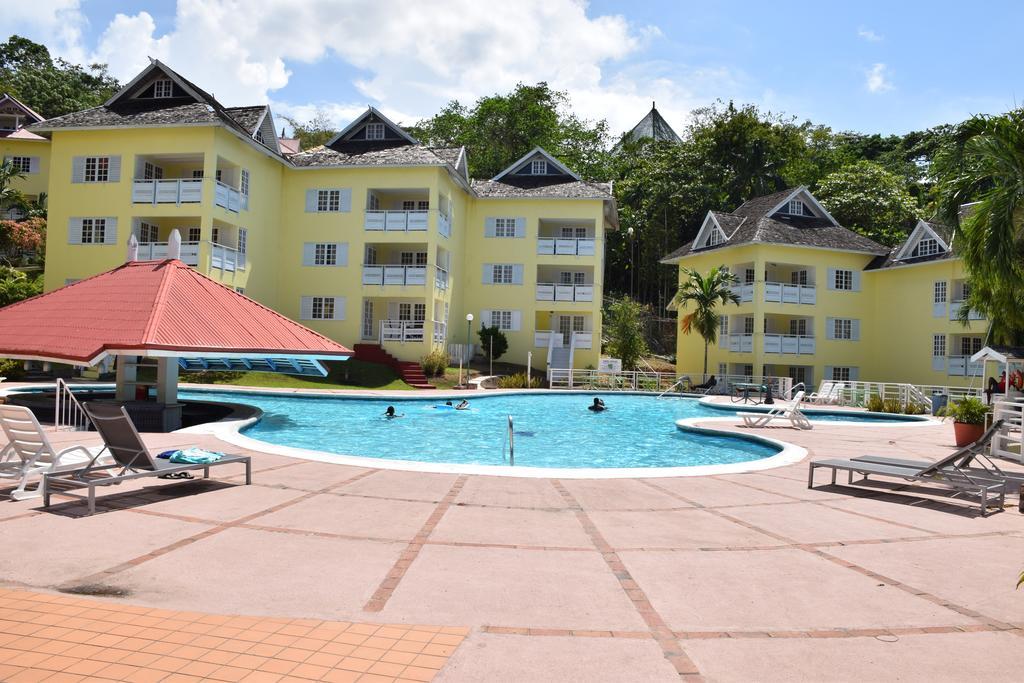 Crane Ridge * Ocho Rios