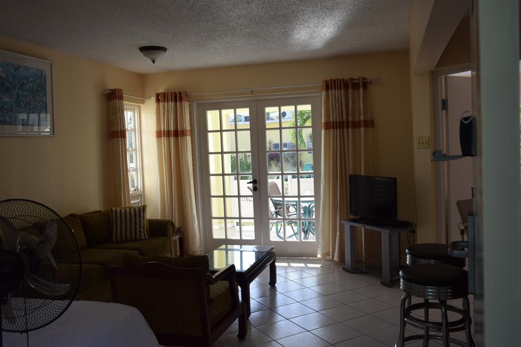 Crane Ridge * Ocho Rios