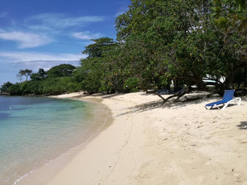 Little Bay Country Club Holiday home