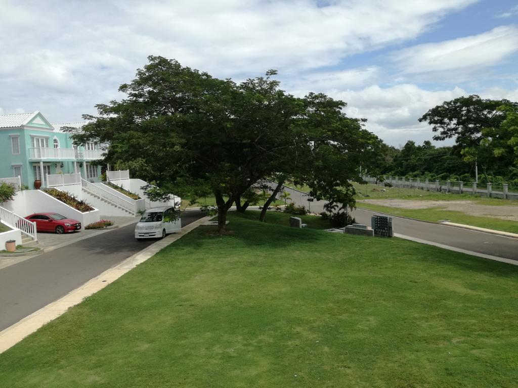 Holiday home Little Bay Country Club *