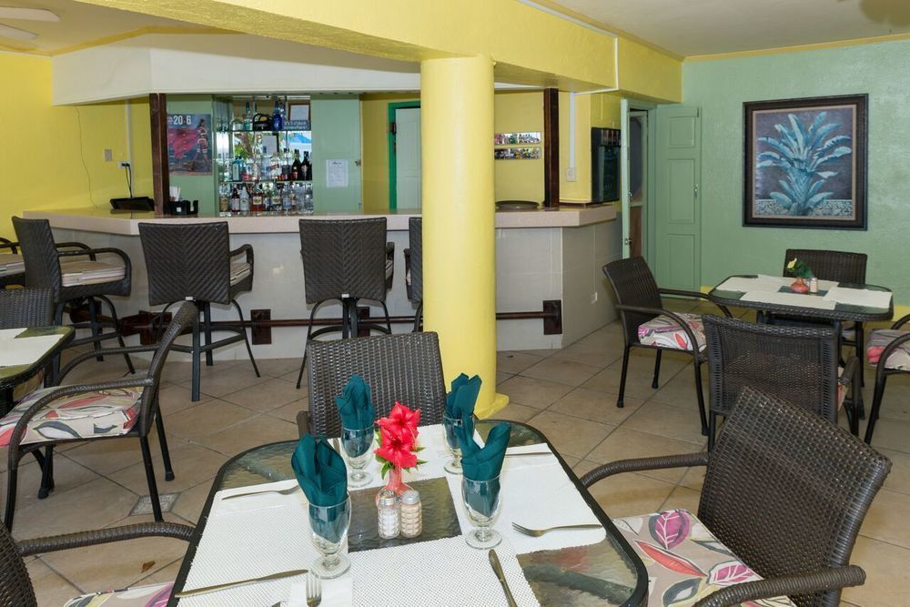 Country Club Mangowalk Townhouse Montego Bay