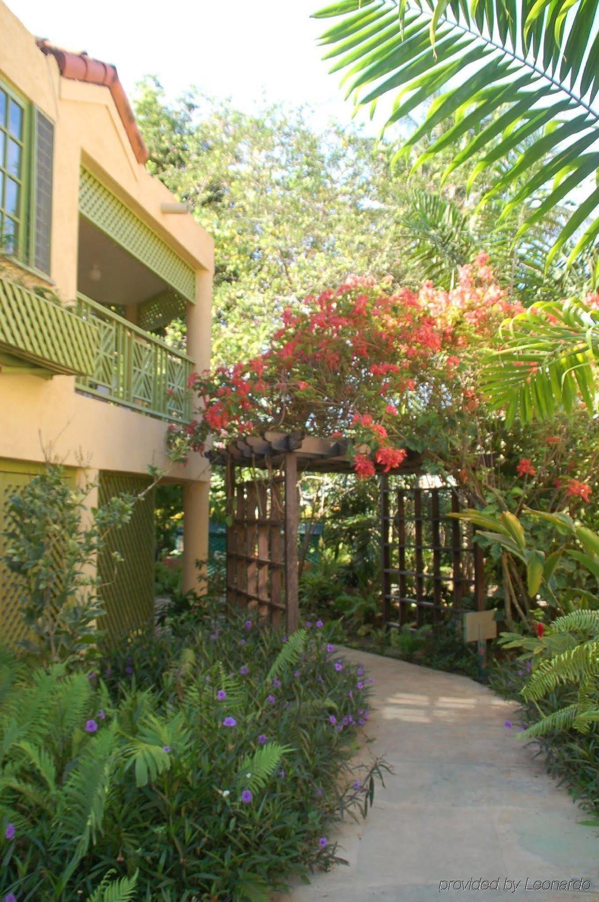 Sea Splash Resort 3*