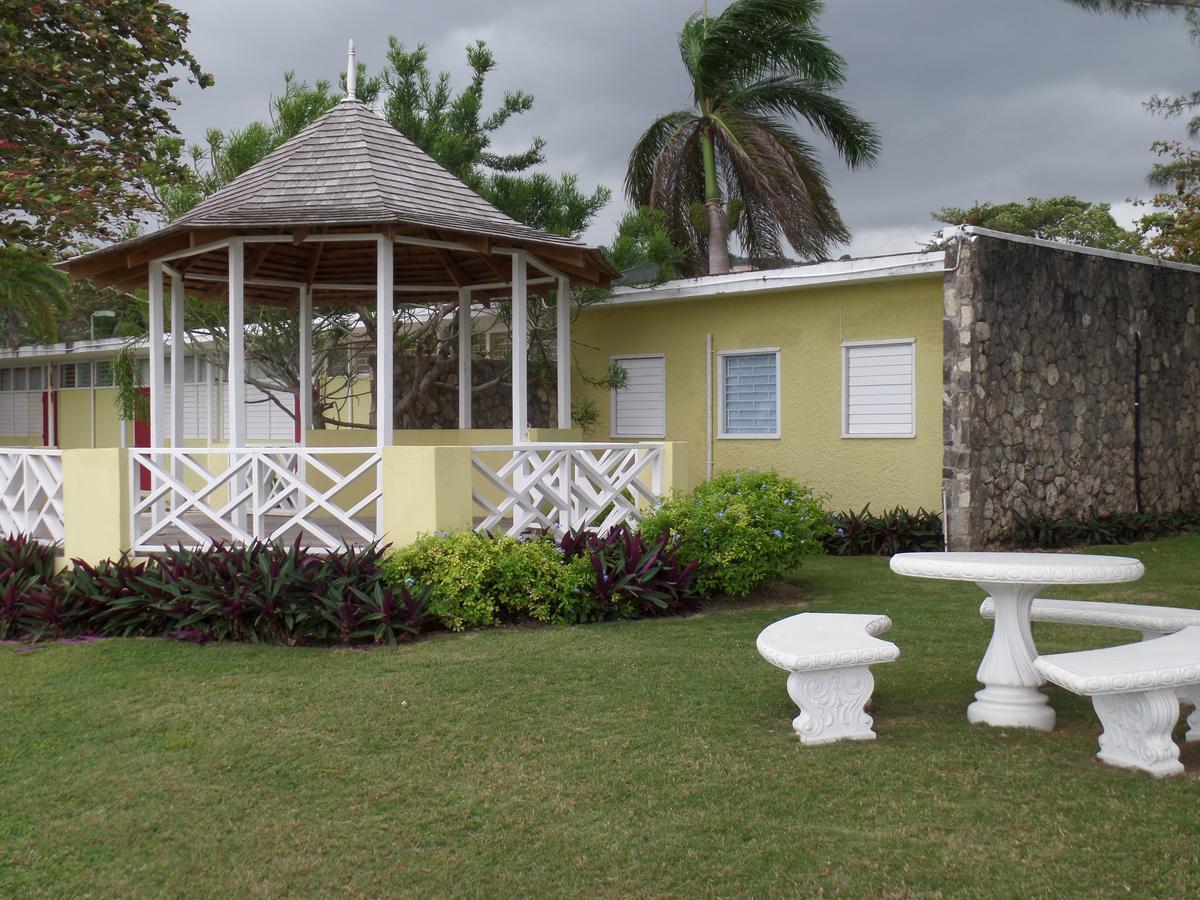 Miramar Villa
