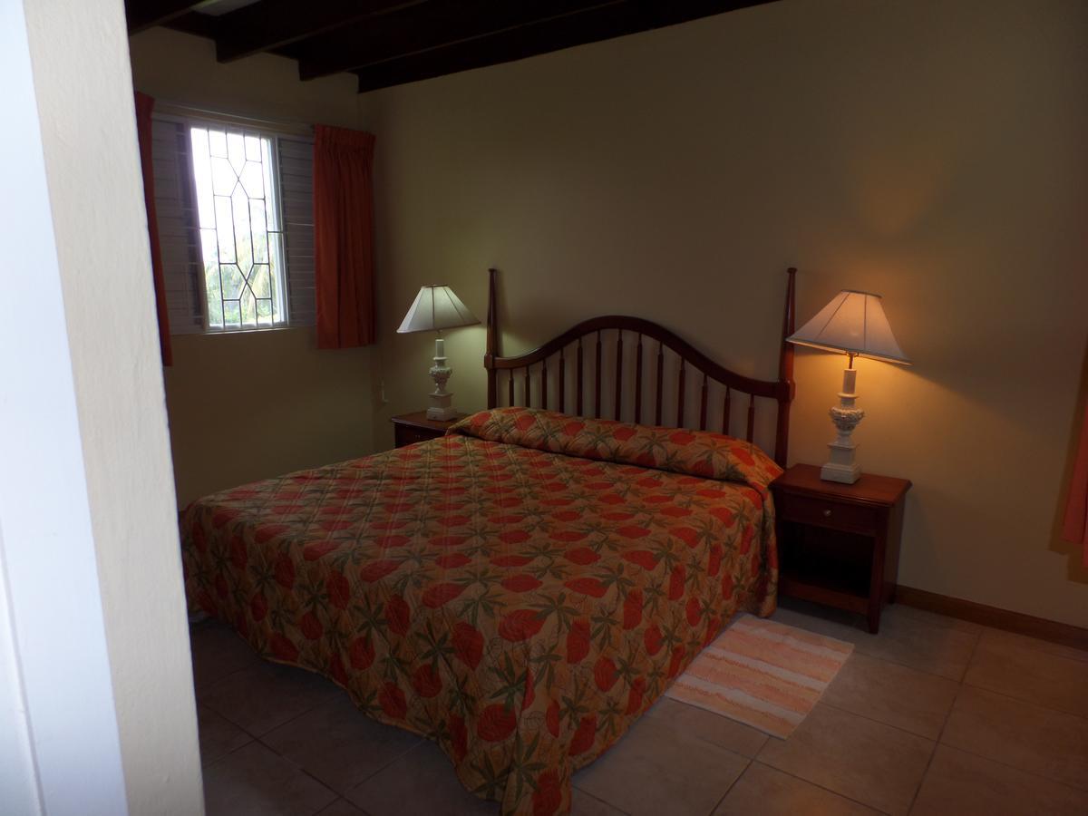 Miramar Villa