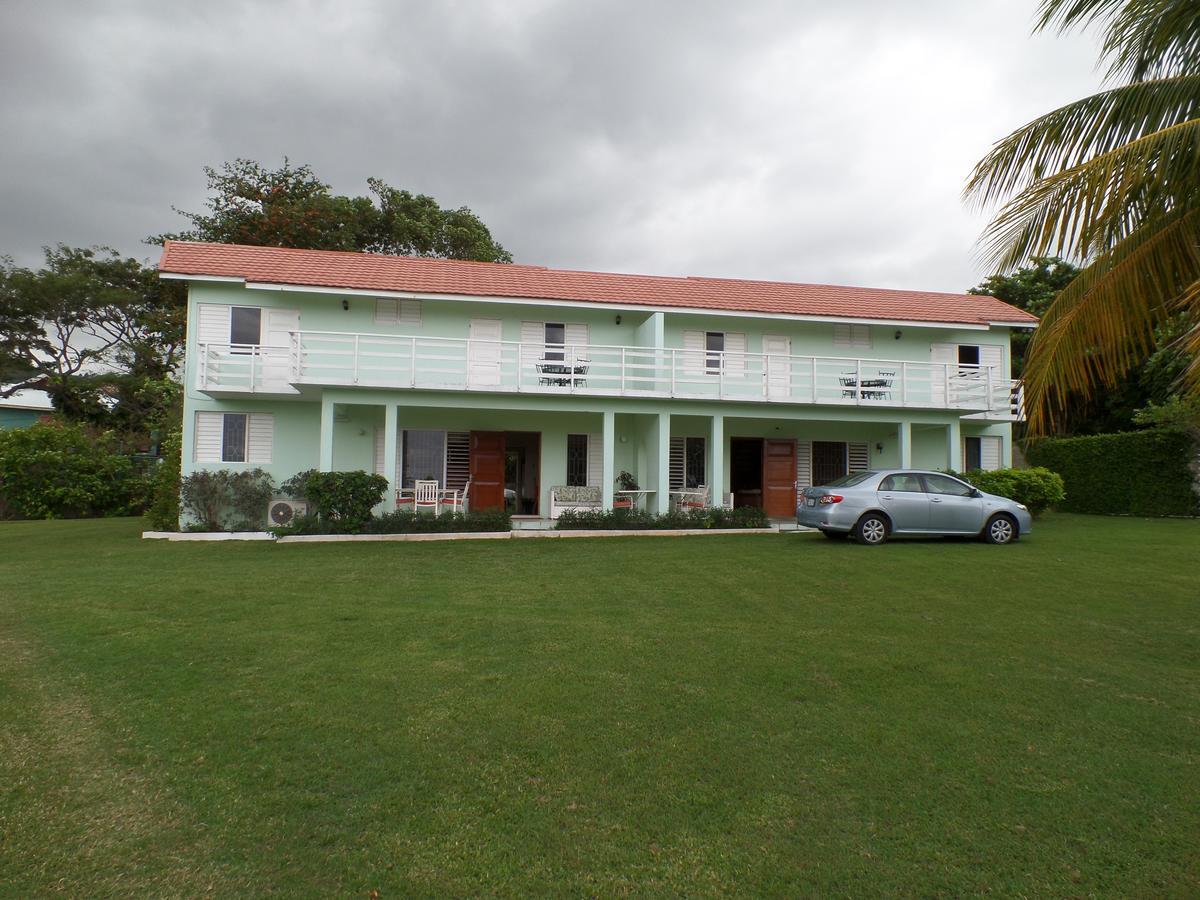 Miramar Villa *