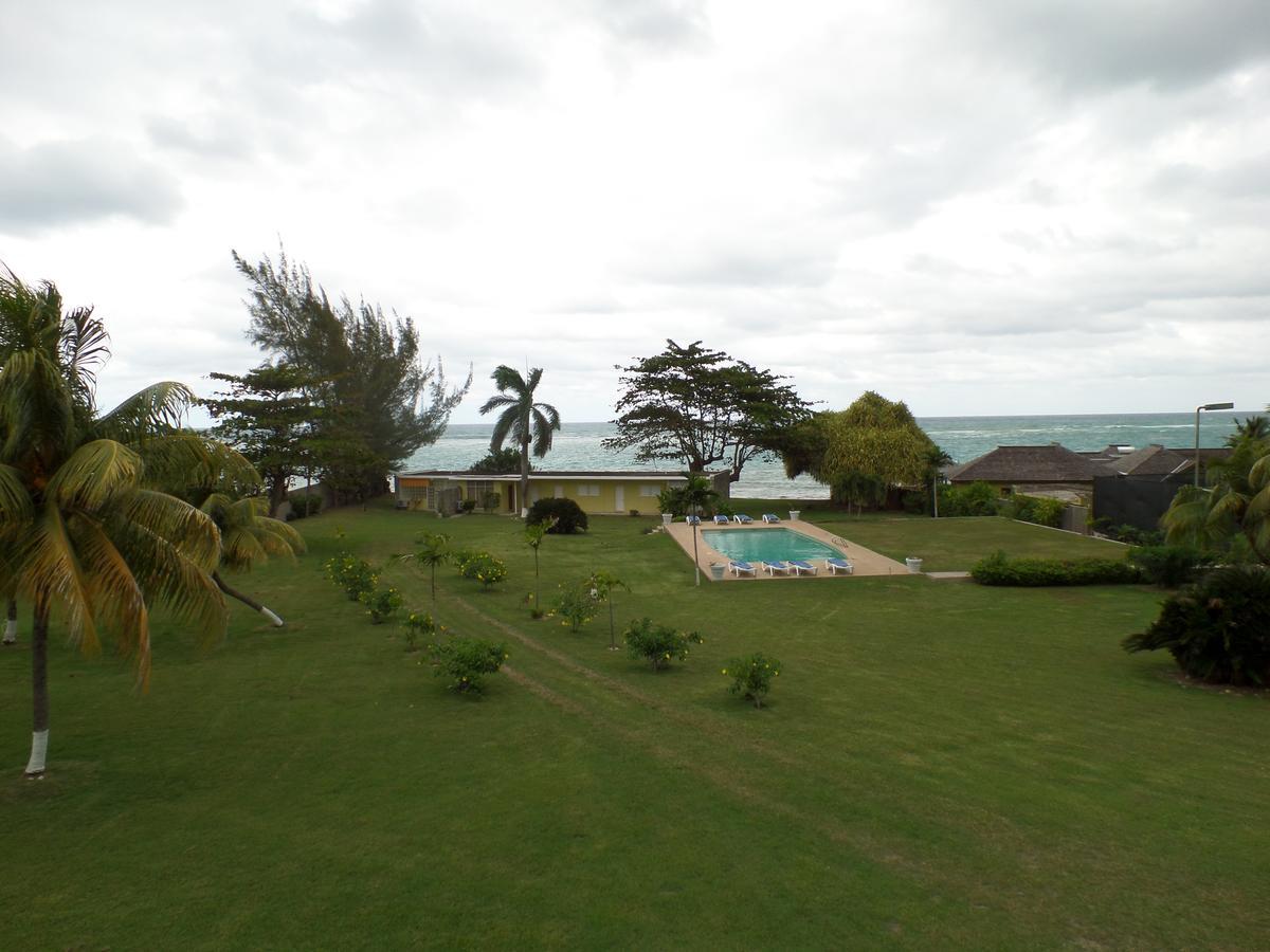 Miramar Villa
