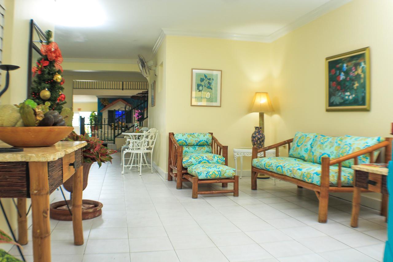 Ocean Pearl * Montego Bay