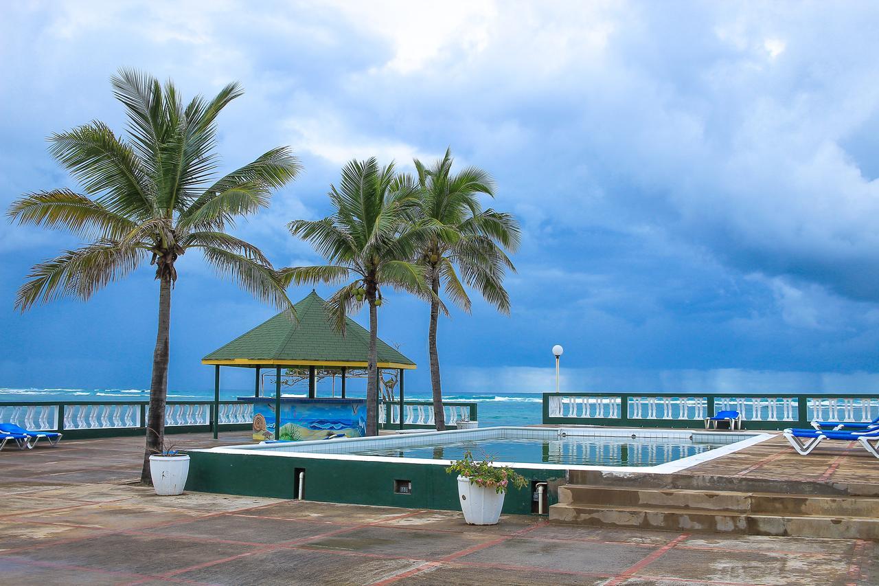 Ocean Pearl * Montego Bay