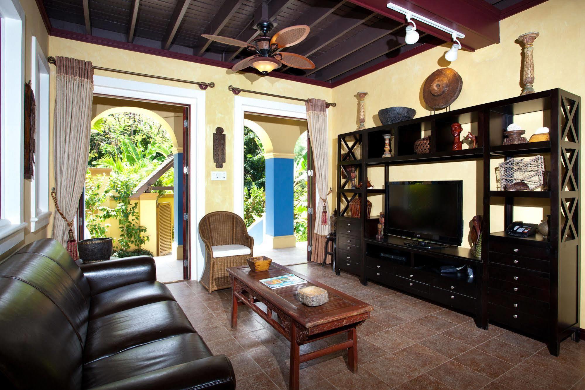 Hermosa Cove Resort&suites