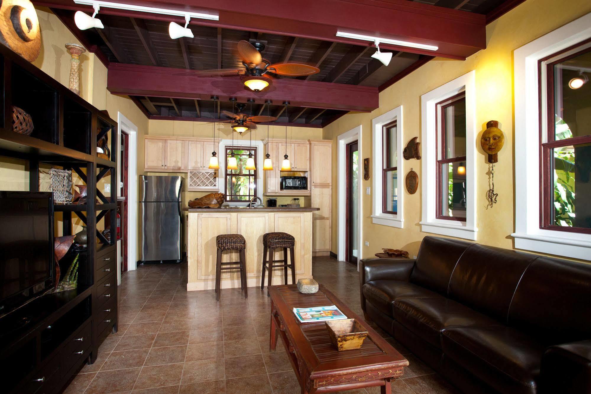 Resort Hermosa Cove Resort&suites