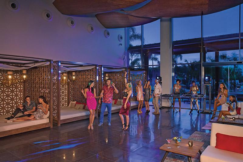 Resort Breathless (adults Only)
