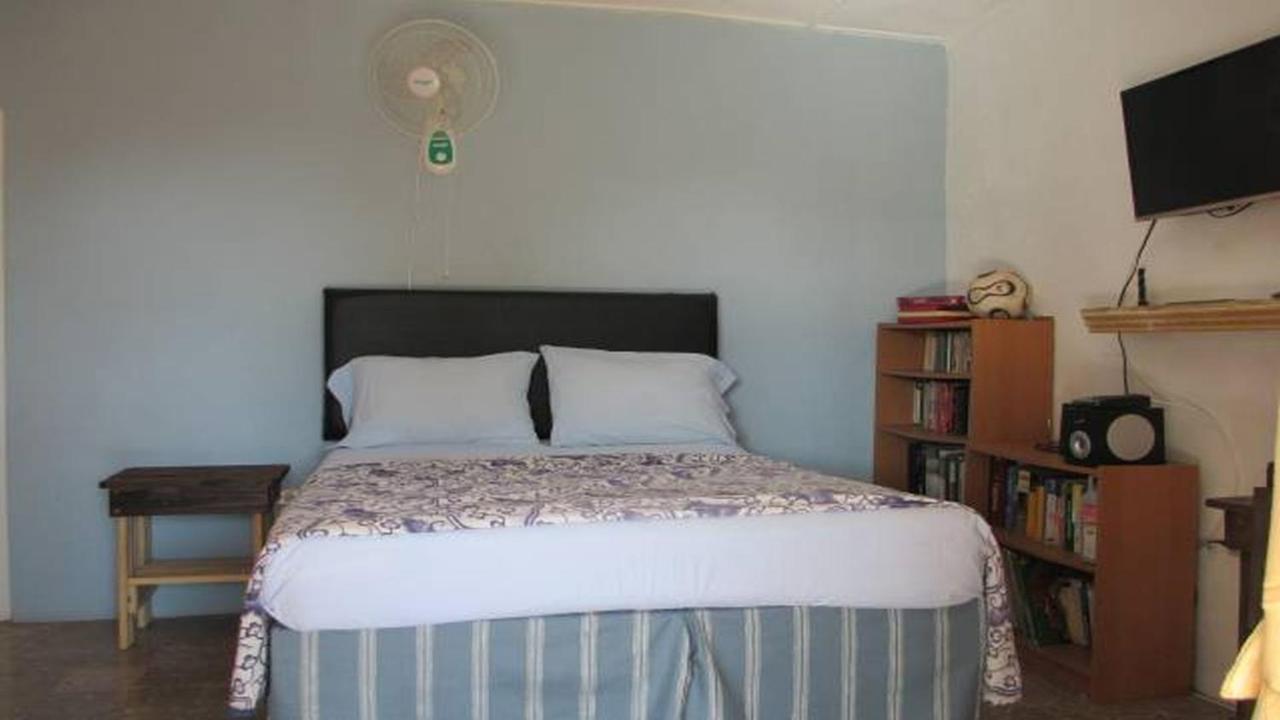 Kingsworth Bed and breakfast 2*