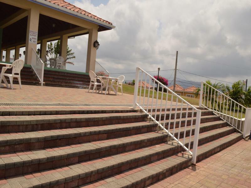 Country Club Mangowalk Townhouse Montego Bay