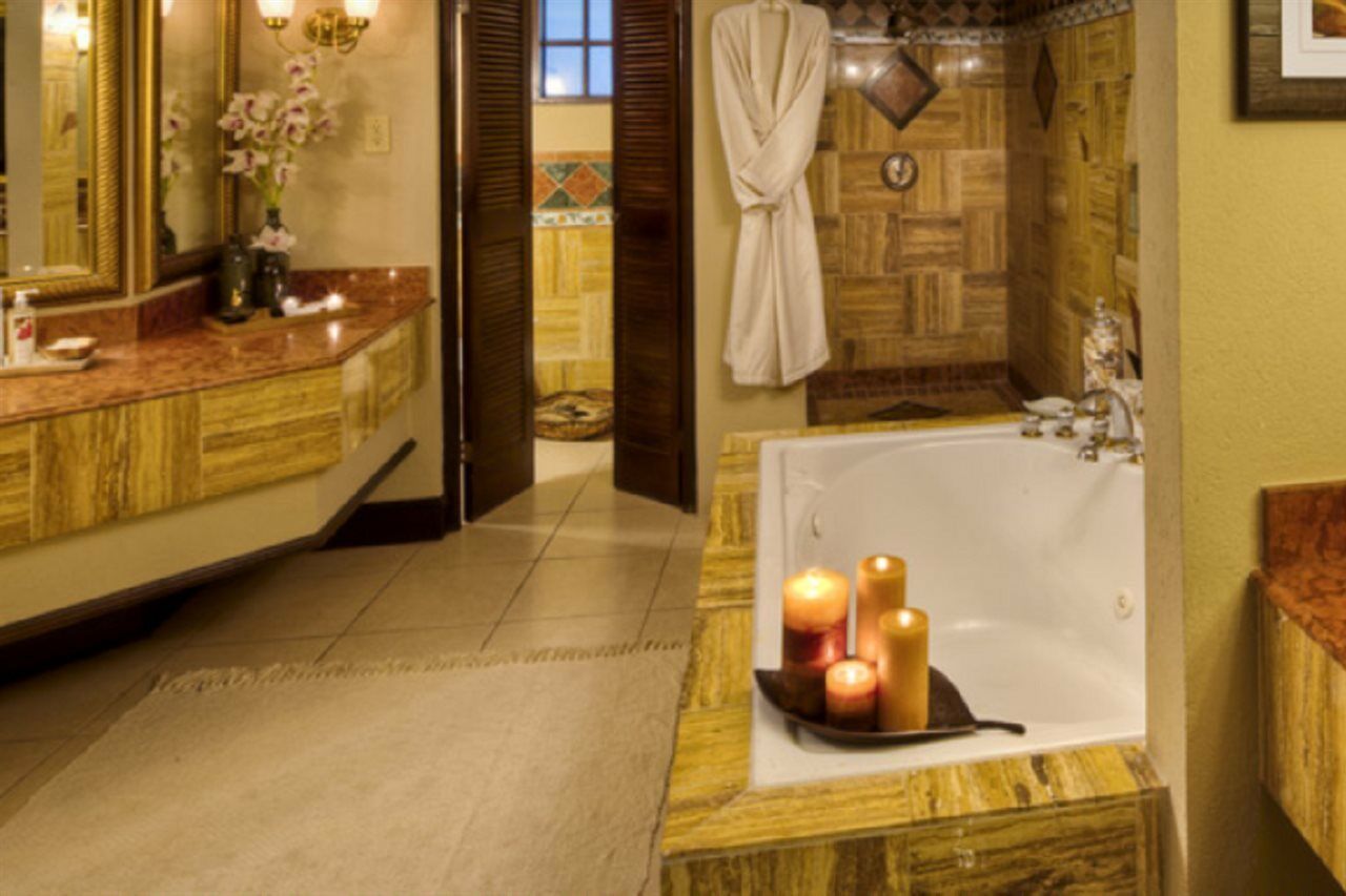 Resort Sandals Royal Plantation - Couples Only (adults Only)