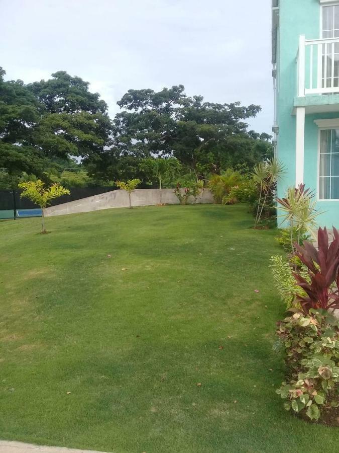 Little Bay Country Club Holiday home *