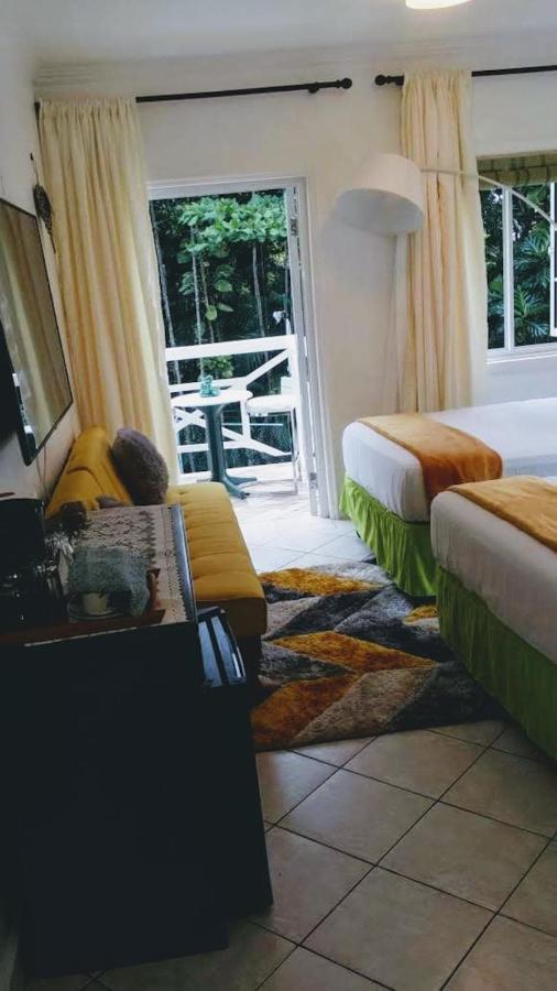 E 20 Mystic Ridge Apartment *