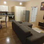 Sorina\'S Apartments
