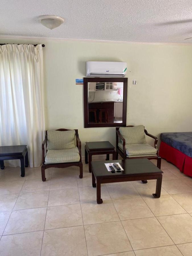 1 Bedroom Penthouse 63 At Mystic Ridge Apartamento Ocho Ríos
