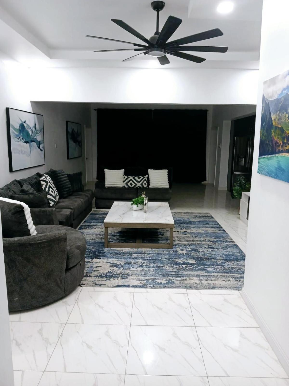 Blanco Oasis