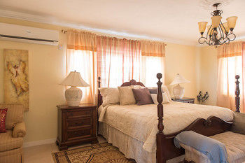 Bed & Breakfast Khastle Khodero Montego Bay