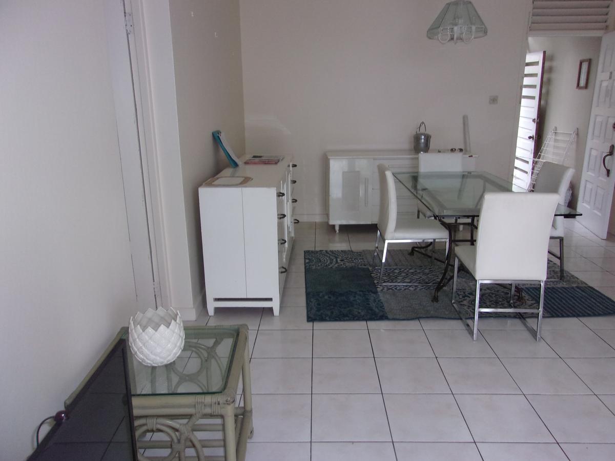 Columbus Heights Apartment *