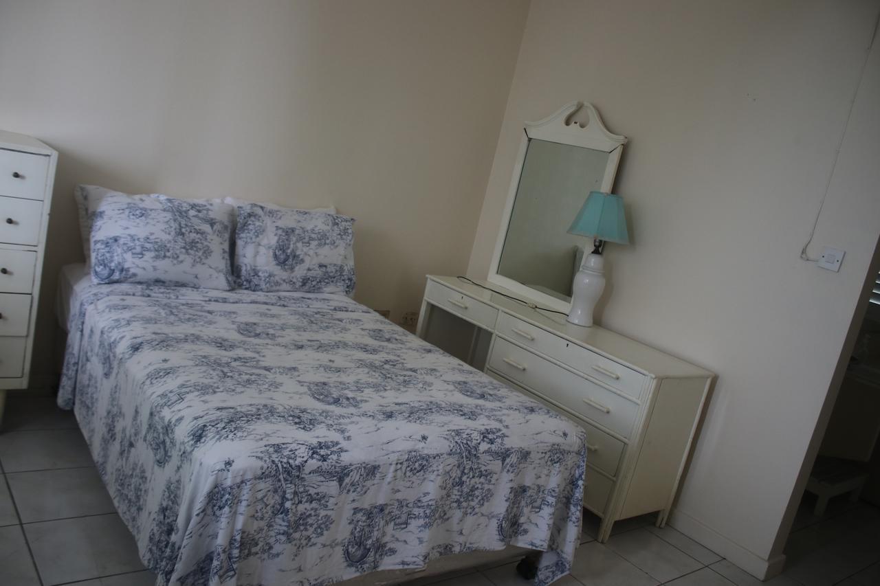 Columbus Heights * Ocho Rios