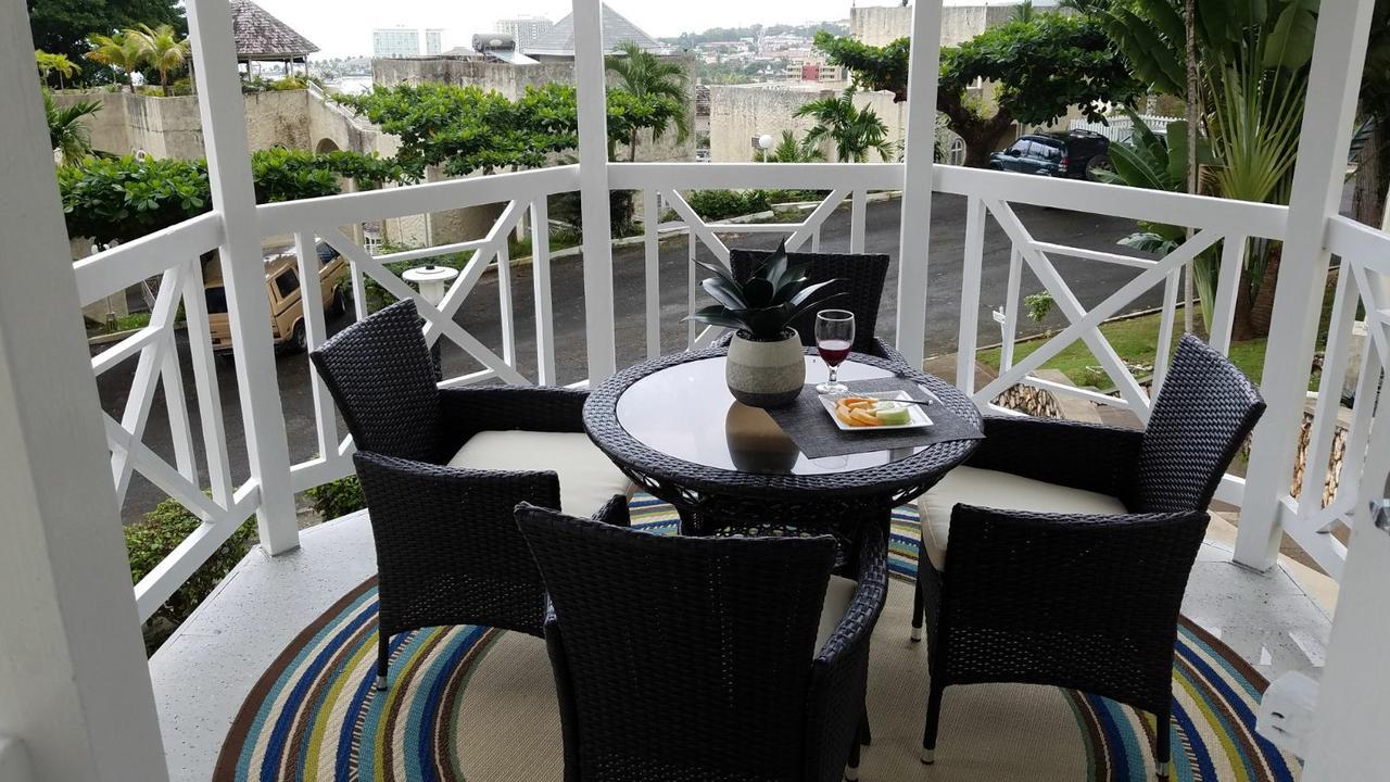Seaview *