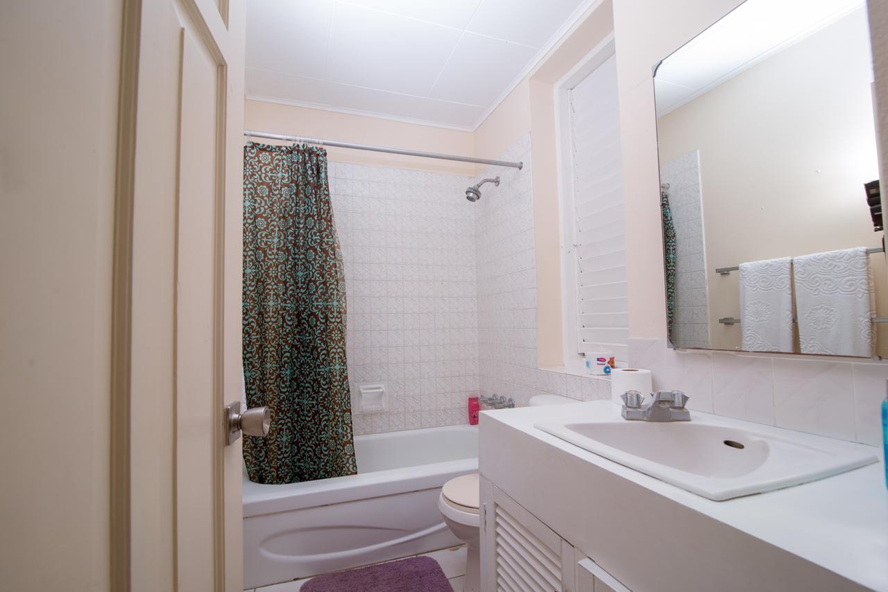 Columbus Heights Apartment *