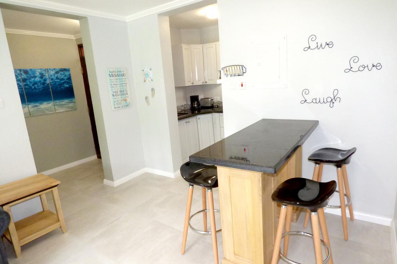 Apartahotel One Bedroom A22 2*
