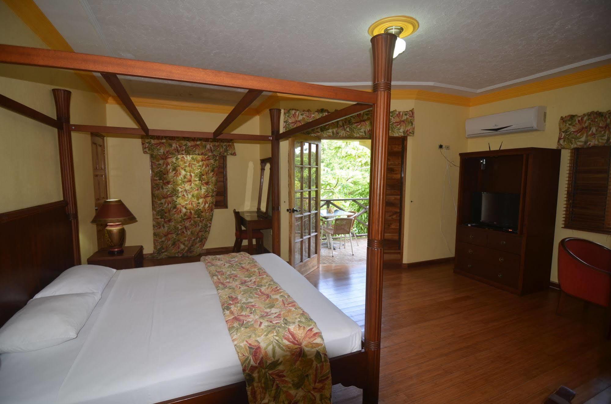 Hotel Bay View Eco Resort&spa 3*