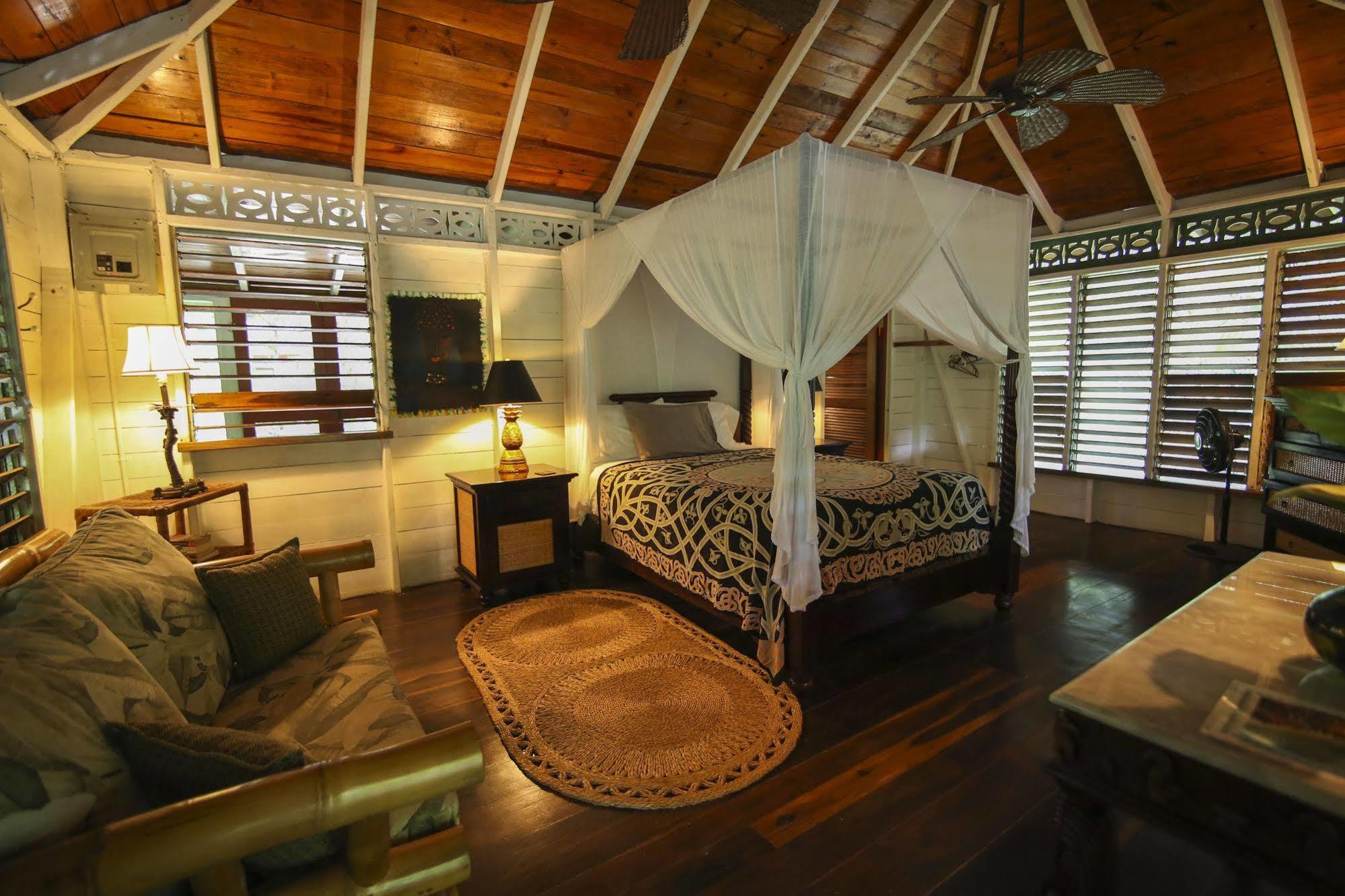 Pensión Tingalaya's Retreat 3*