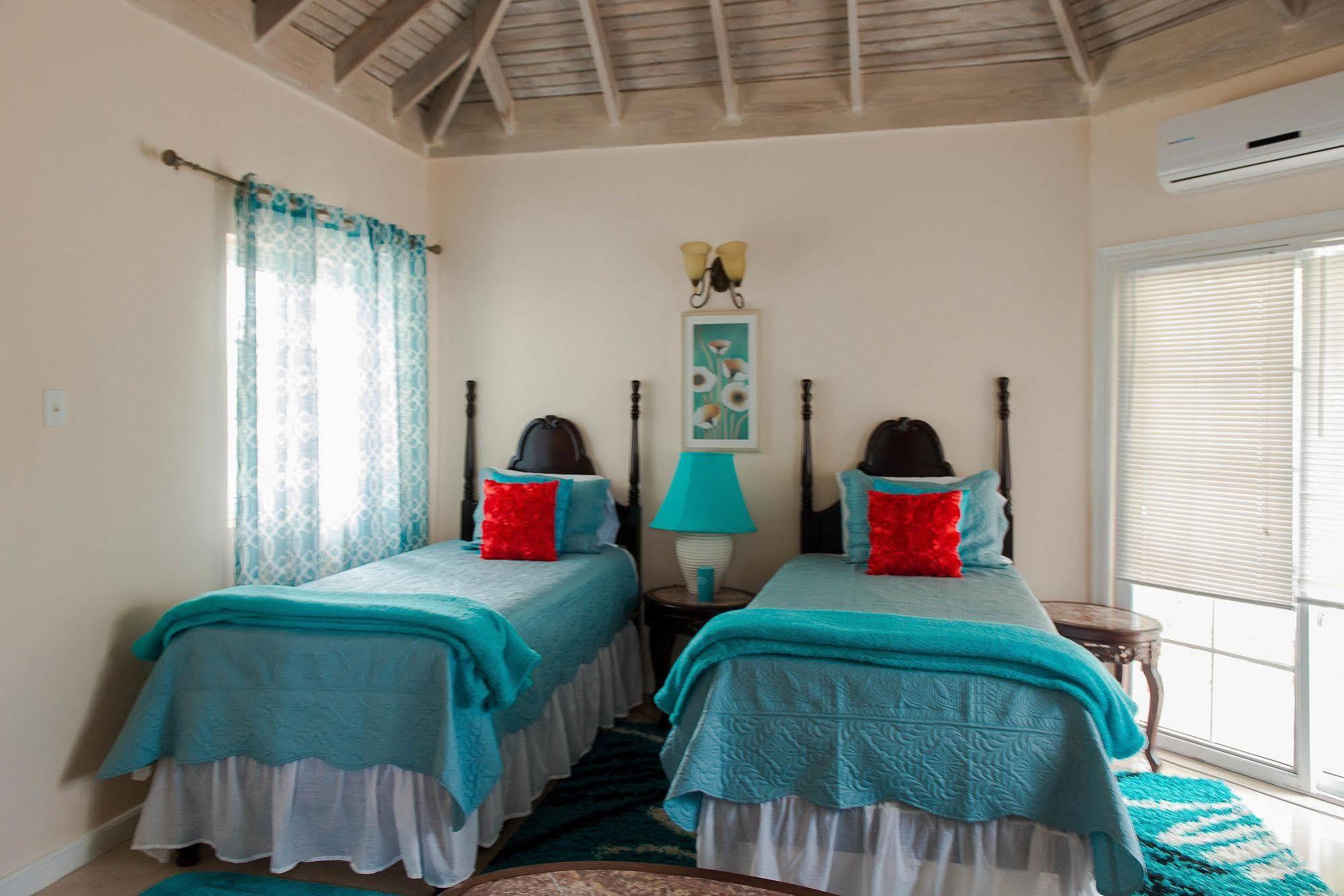 Khastle Khodero Montego Bay
