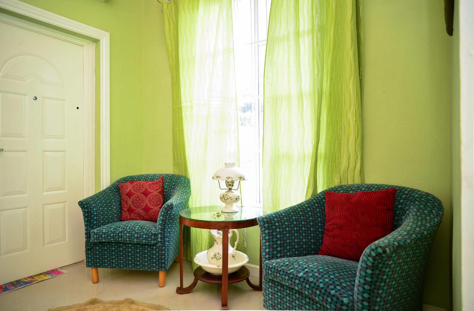 Khastle Khodero Bed & Breakfast 3*