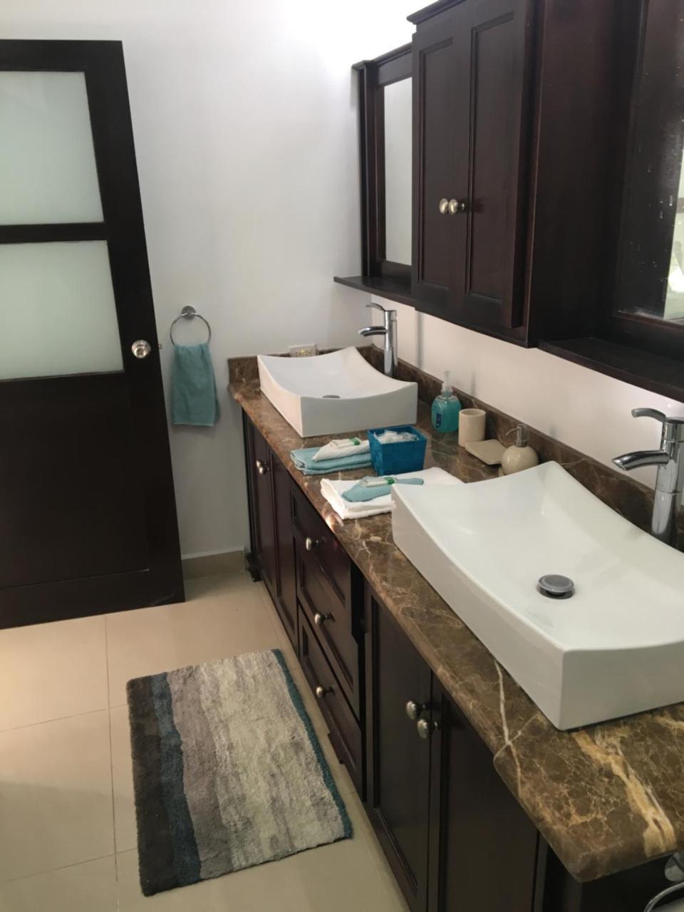 Aparthotel Whispering Seas - 2 Bedroom Luxury Ocean Front St Mary