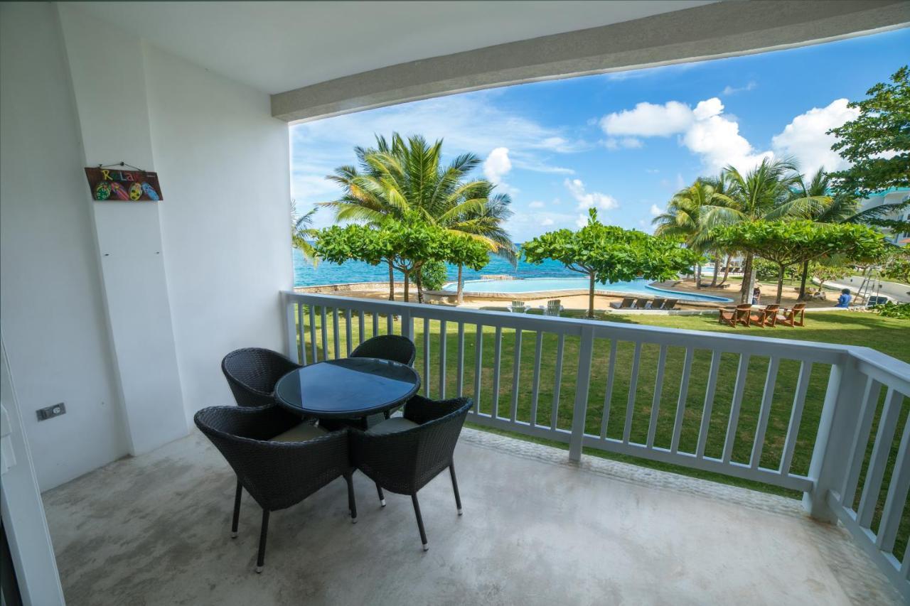 Aparthotel Whispering Seas - 2 Bedroom Luxury Ocean Front *