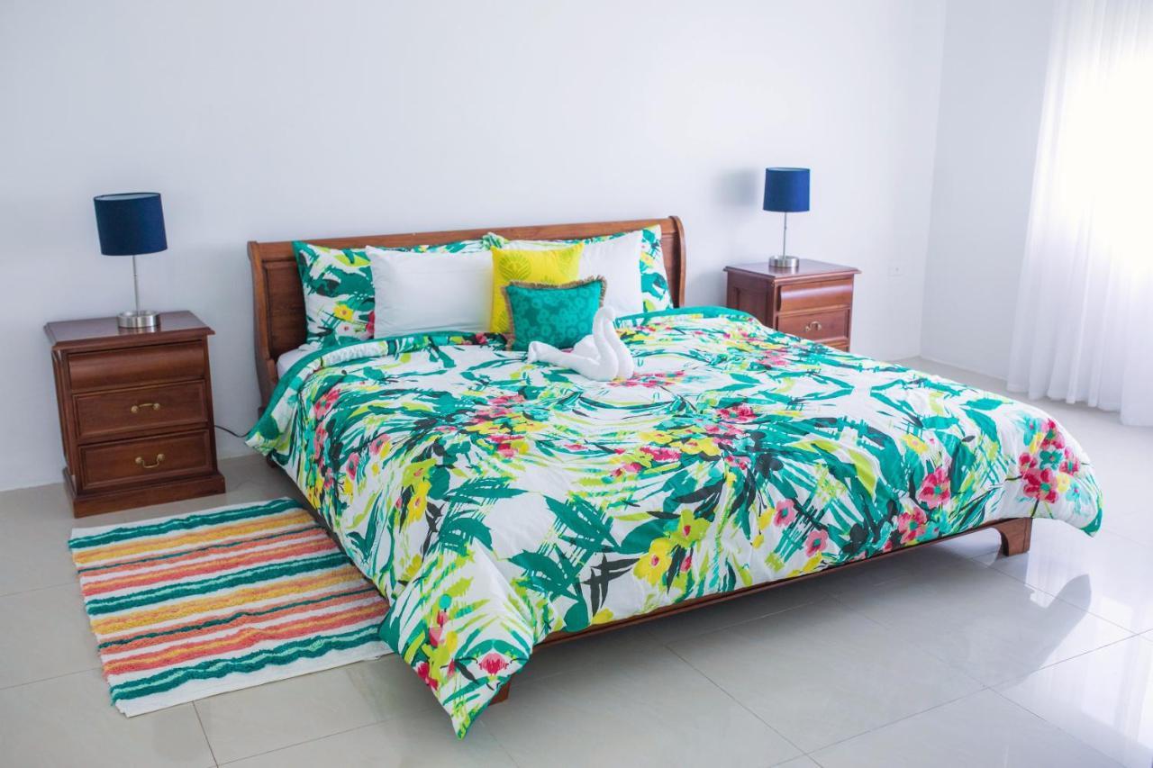 Aparthotel Whispering Seas - 2 Bedroom Luxury Ocean Front