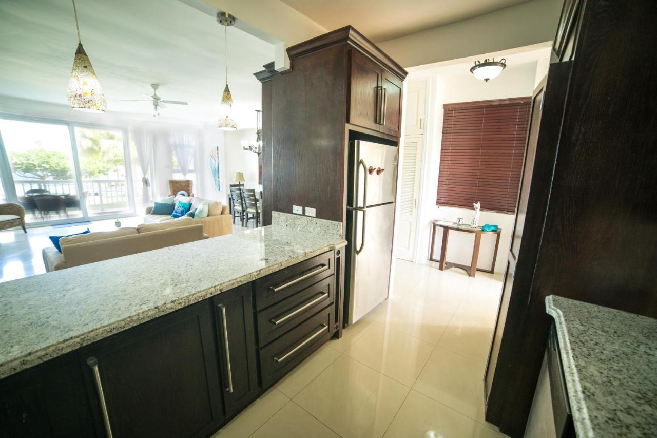 Whispering Seas - 2 Bedroom Luxury Ocean Front * St Mary