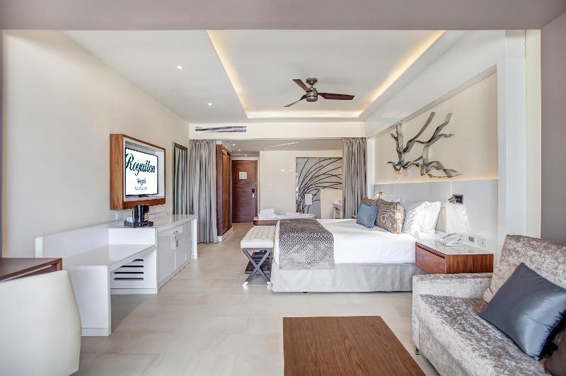 Royalton Negril, An Autograph Collection All-Inclusive Resort Negril